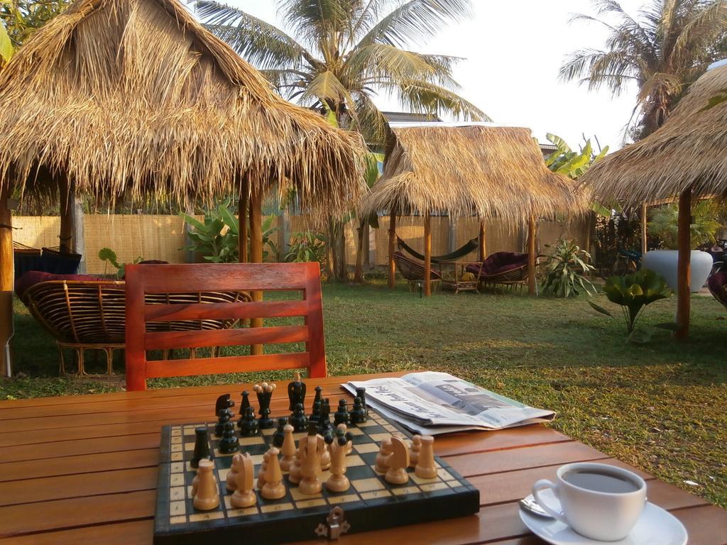 Hôtel Bandini'S à Kampot Extérieur photo